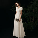 outfit White Evening Dress 2024 New Elegant Host Light Luxury French Registration Socialite Banquet Dress