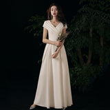 outfit White Evening Dress 2024 New Elegant Host Light Luxury French Registration Socialite Banquet Dress