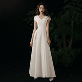 outfit White Evening Dress 2024 New Elegant Host Light Luxury French Registration Socialite Banquet Dress