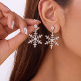 Stetnode Fashion Imitation Pearl Snowflake Earrings for Women Delicate Colorful Rhinestone Snowflake Stud Earring Christmas Jewelry Gift