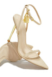 Stetnode Bella Lock & Key High Heels - Bone