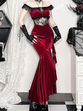 Stetnode Gothic beauty slit dress