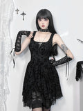 Stetnode Vintage goth lace dress